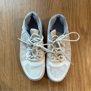 White Court Flare 2 Womens Hard Court Tennis Shoe